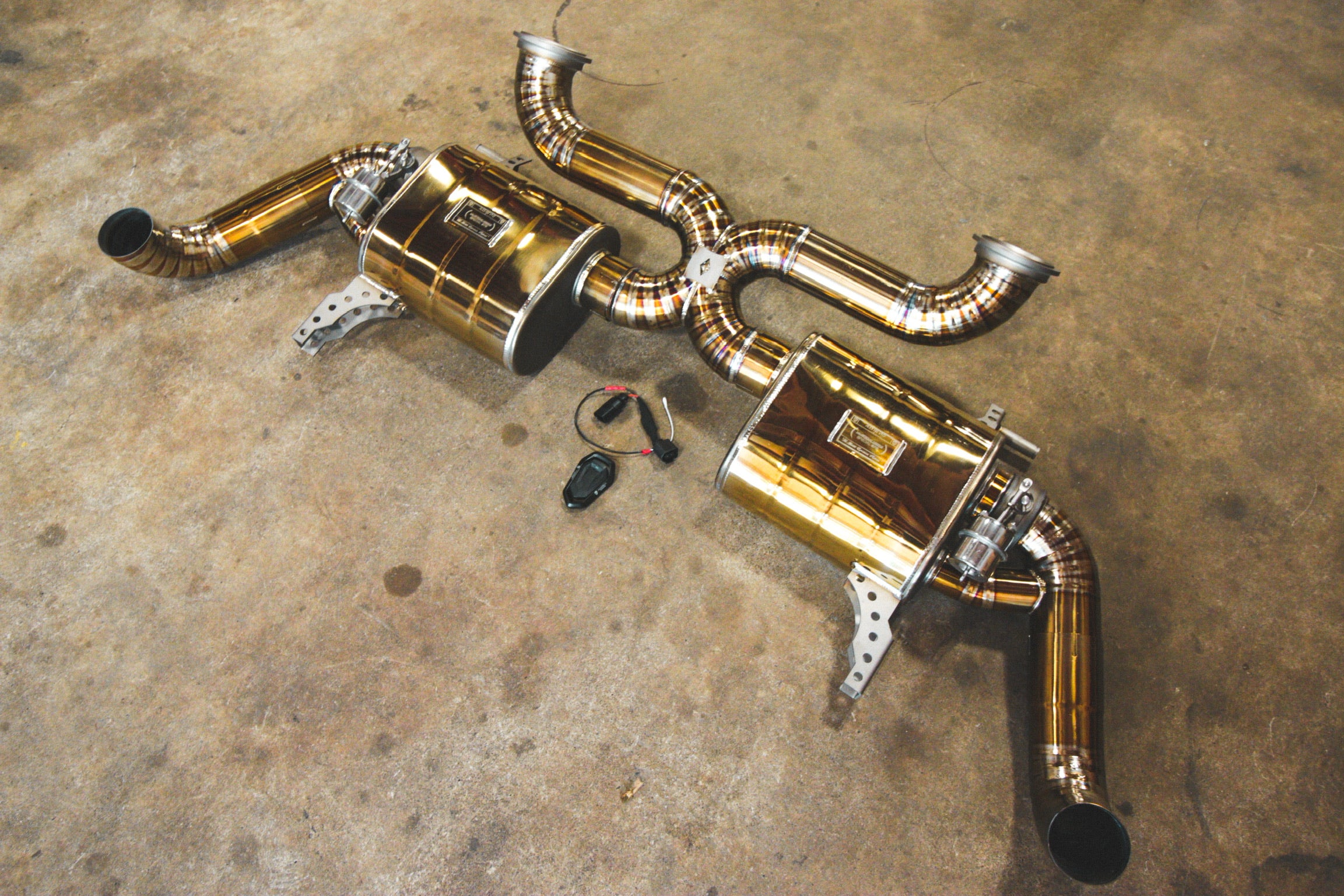 Audi R8 V8 / V10 Valved Sport Exhaust System – Valvetronic Designs