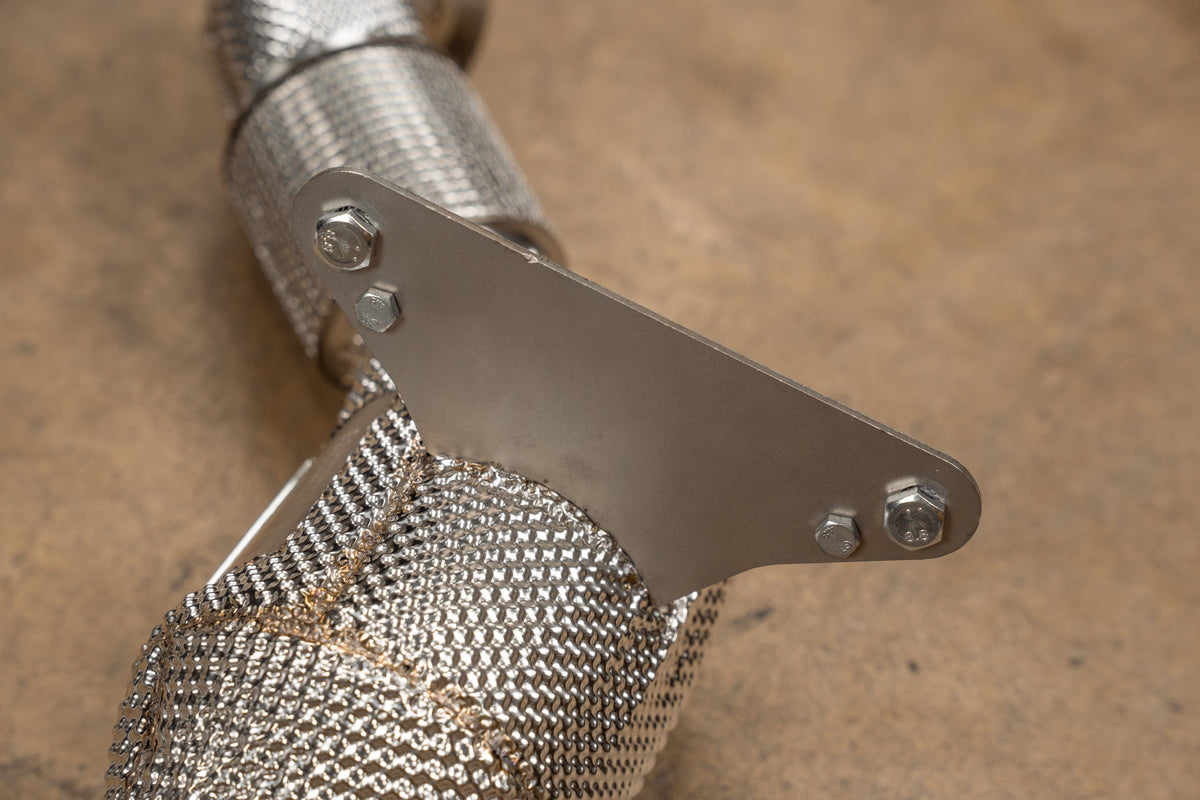 Valvetronic Designs Ferrari 488 GTB / Pista 400 cell catted downpipes - view 7